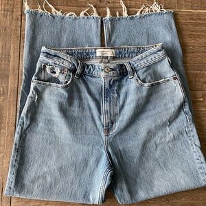 The 90’s relax high rise jeans from Abercrombie